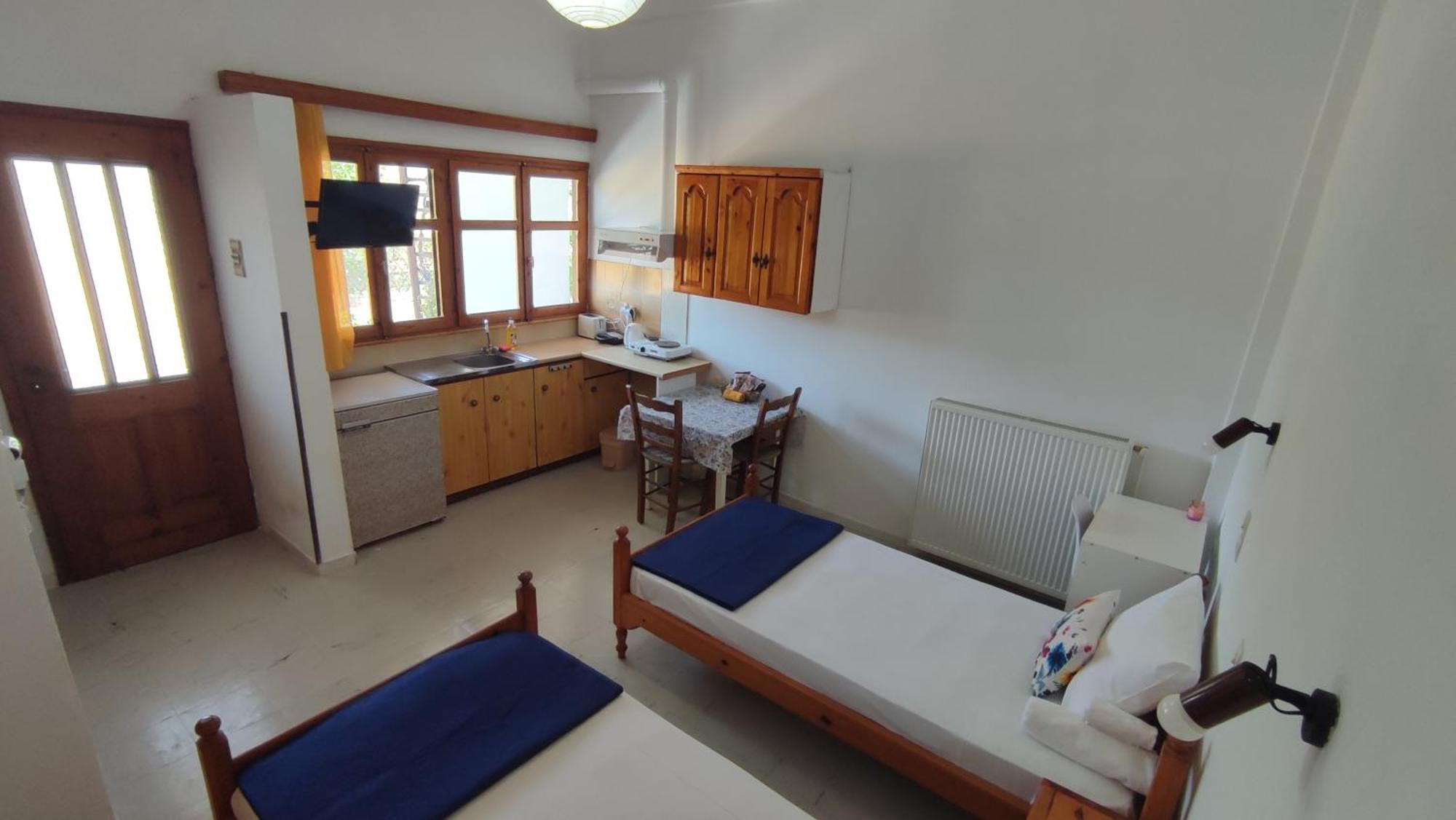 Petralonia Apartment Mytilene Bagian luar foto