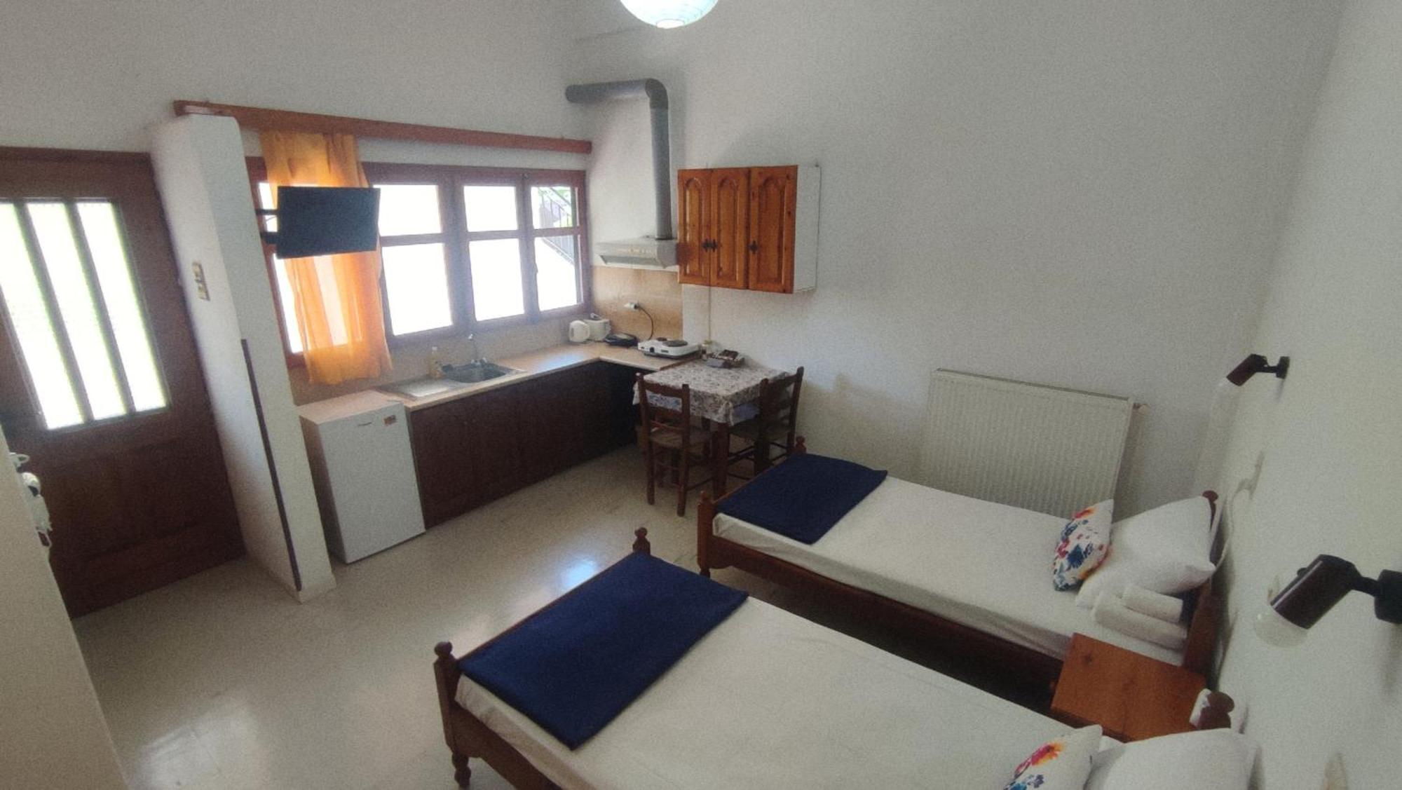 Petralonia Apartment Mytilene Bagian luar foto