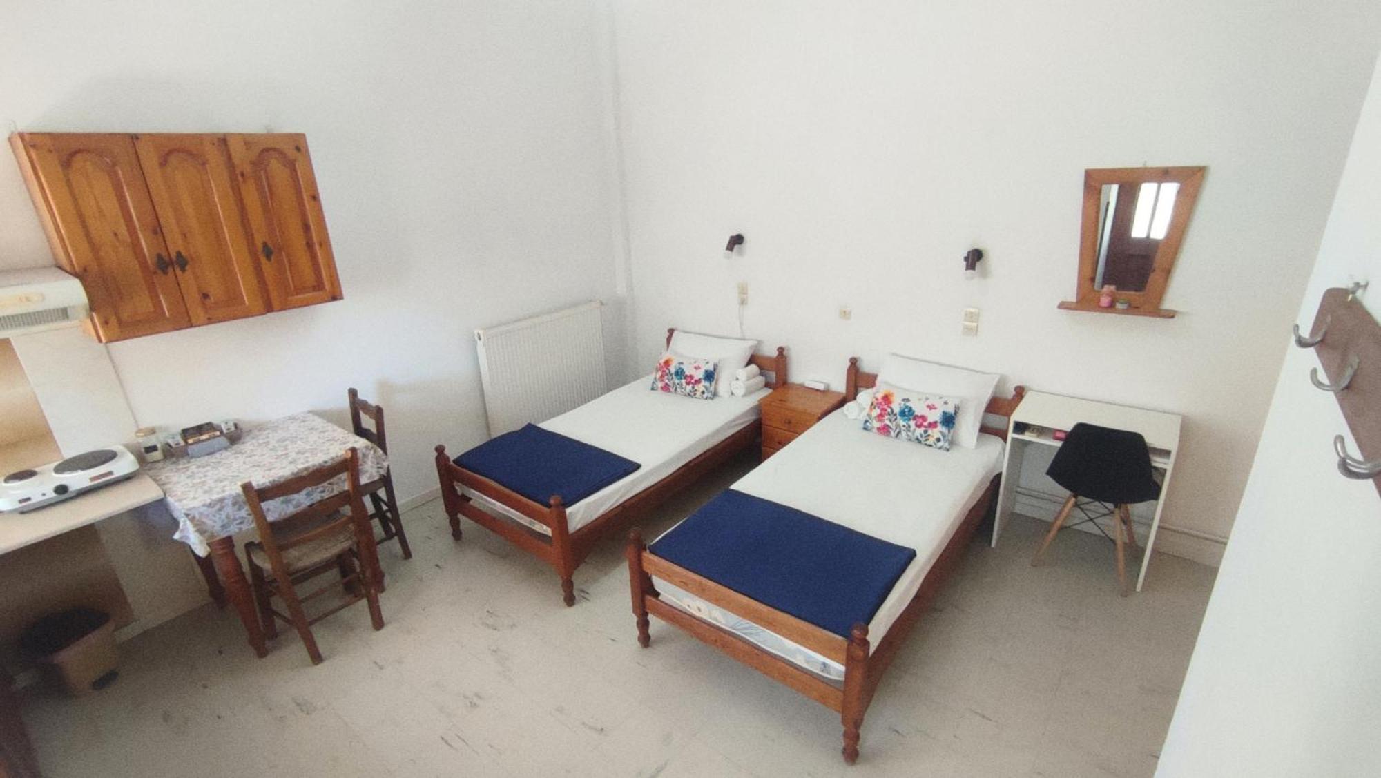 Petralonia Apartment Mytilene Bagian luar foto