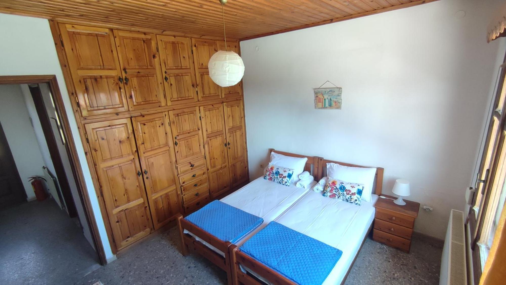 Petralonia Apartment Mytilene Bagian luar foto