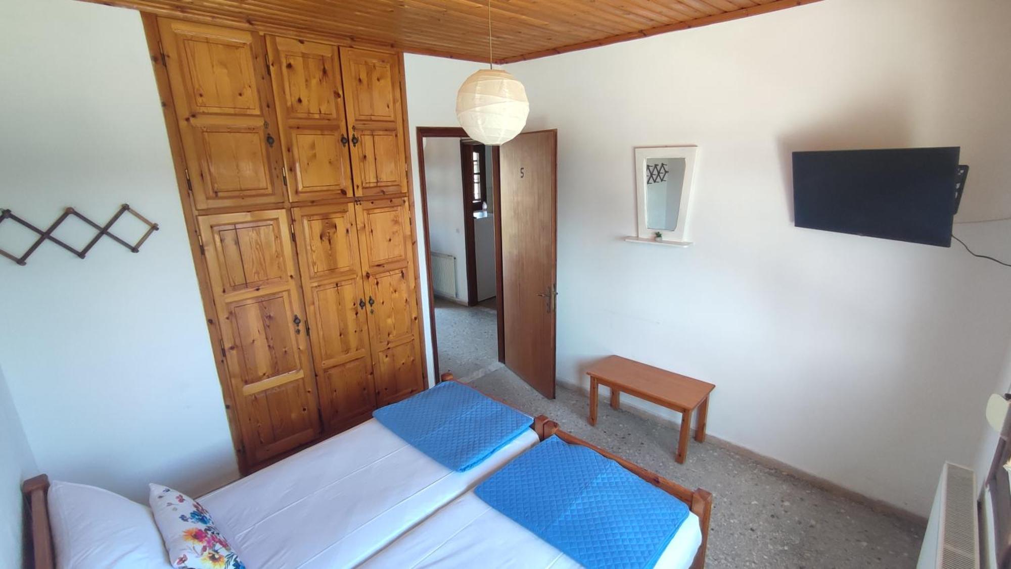 Petralonia Apartment Mytilene Bagian luar foto